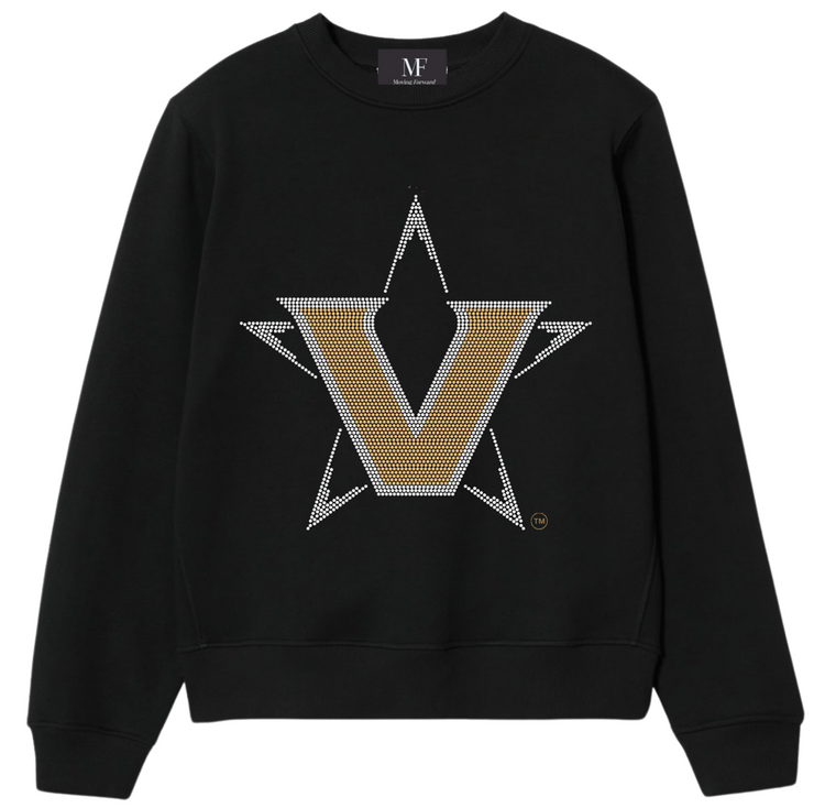 Black sweatshirt with a large &