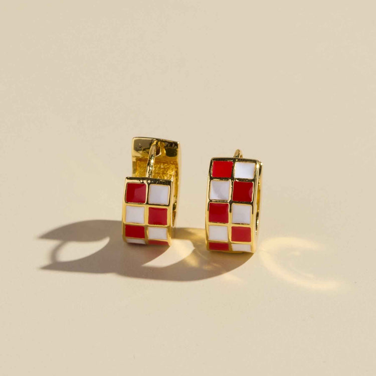 Red & White Checkered Enamel Huggies