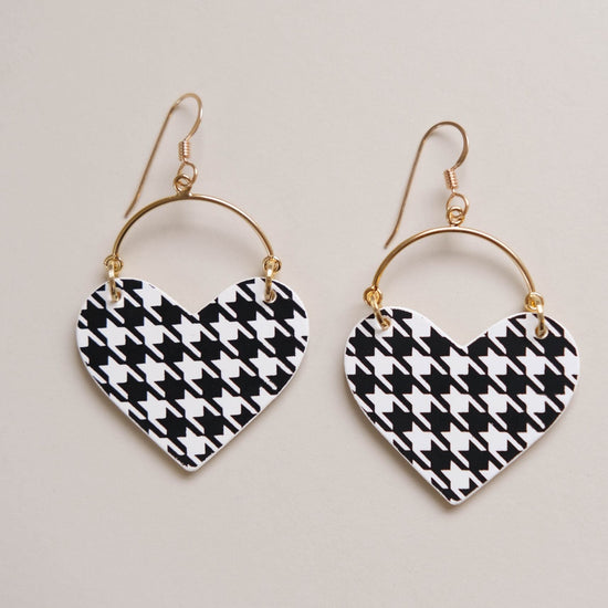 White & Black Houndstooth Lover